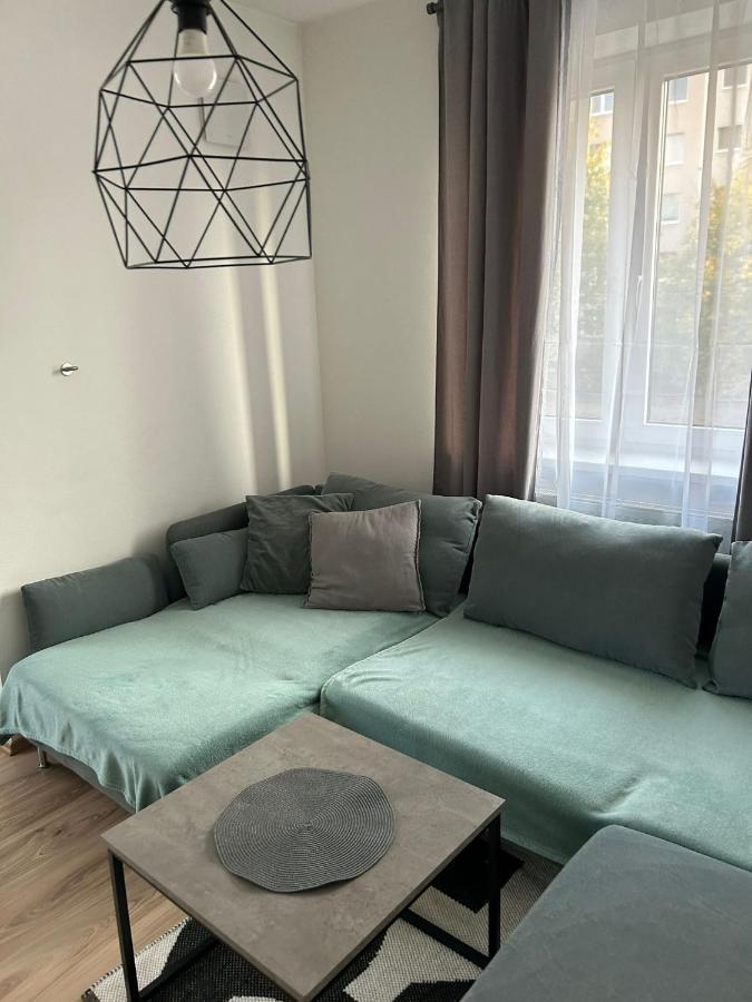 Apartman "Dunaj" Private Parking - Klimatizacia Šamorín Екстериор снимка